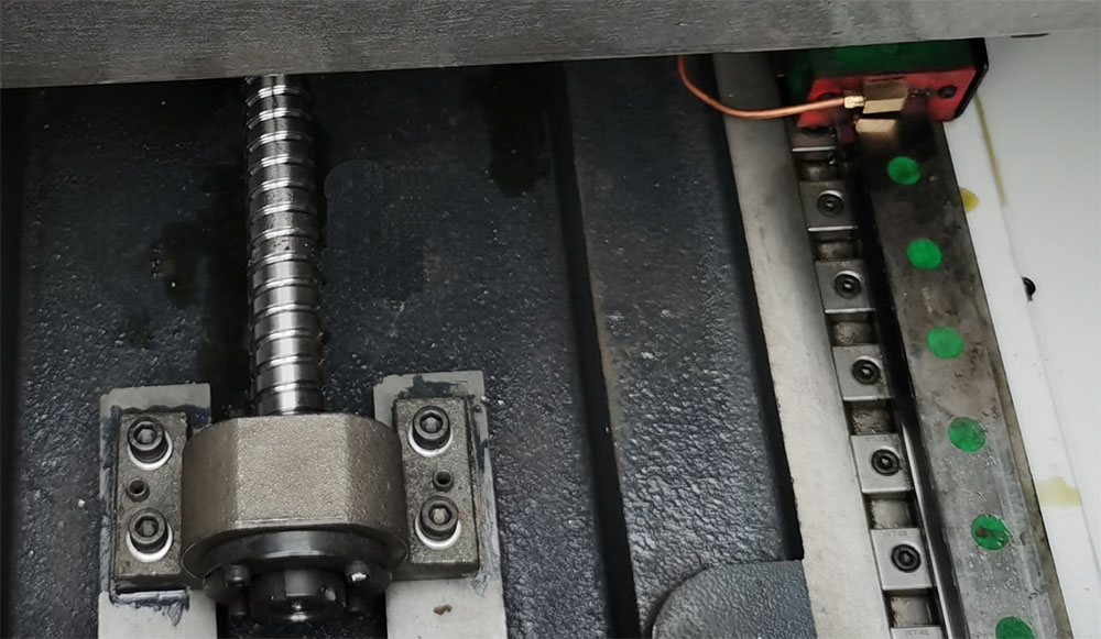 ЛИНЕЙНЫЕ НАПРАВЛЯЮЩИЕ HIWIN (ТАЙВАНЬ)