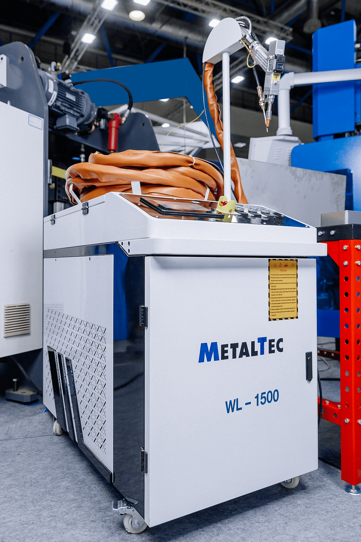 Оптоволоконная лазерная сварочная установка MetalTec WL 1500 купить в  Москве по цене от производителя с доставкой | MetalTec