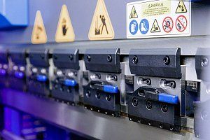 MetalTec HBC 135/3200 Листогибочные гидравлические прессы с ЧПУ