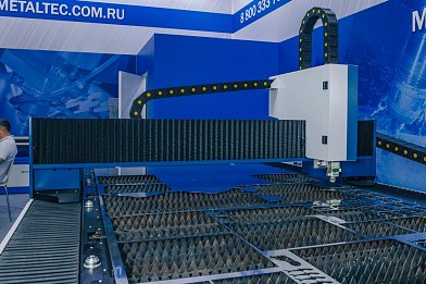 MetalTec 1530 S оптоволоконный лазерный станок для резки металла