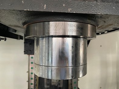 MetalTec TOPMILL 850F 4-х осевой вертикальный обрабатывающий центр с ЧПУ