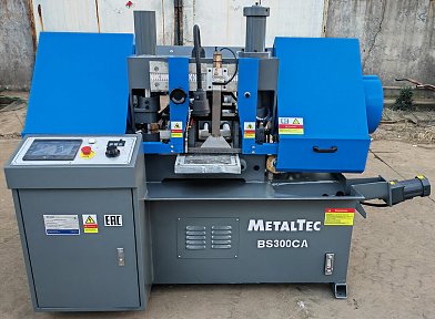 MetalTec BS 300 ZA автоматический колонный ленточнопильный станок с поворотом до 60°